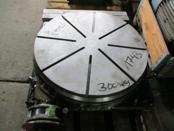 UNBEKANNT Ø 700 mm