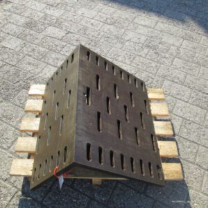 UNBEKANNT