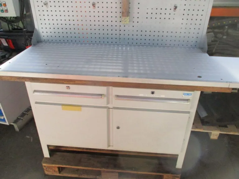 Kompakt  FUCHS + VOSS