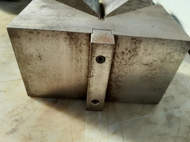 2x PRISMA 220*120*125 mm UNBEKANNT