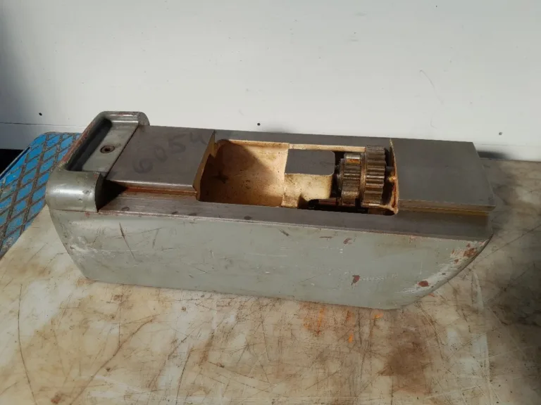 2225 Lagerbock / Untersatz  DECKEL