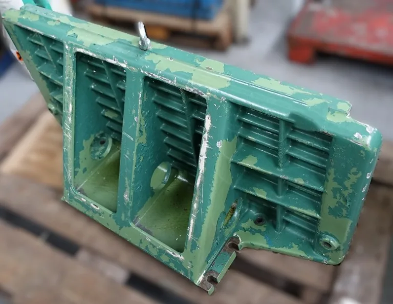 2230 / FP 3 DECKEL uinbekannt